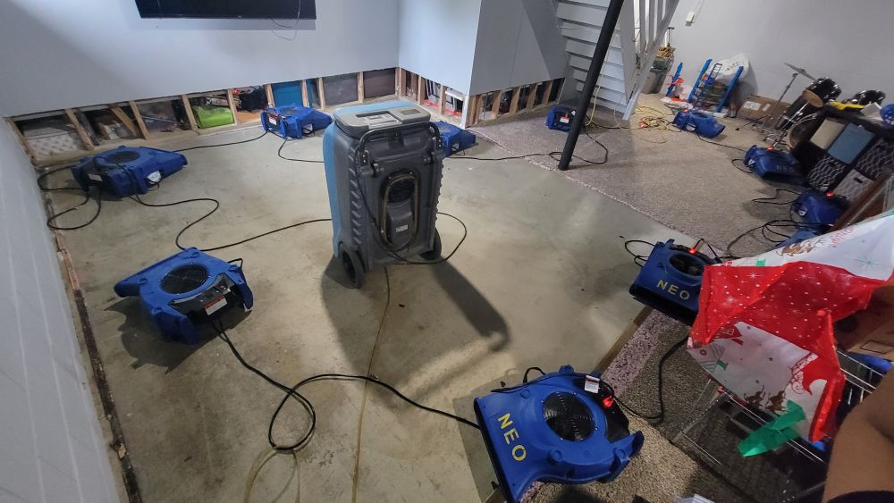 How long does water damage restoration take